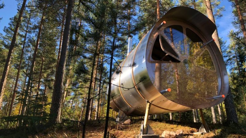 Fuselage glamping cabin 