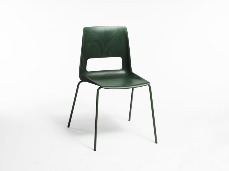 Snøhetta Makes S-1500 Chair Out of Recycled Plastic and Steel 