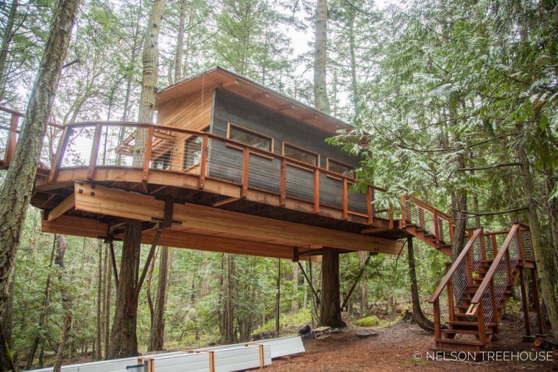 treehouse in San Juan Islands 