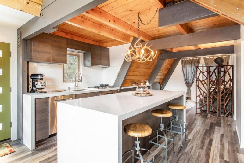 A-Frame House Up for Sale in Lake Arrowhead, California 