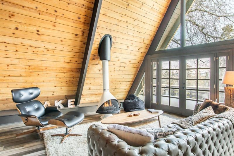 A-Frame House Up for Sale in Lake Arrowhead, California 