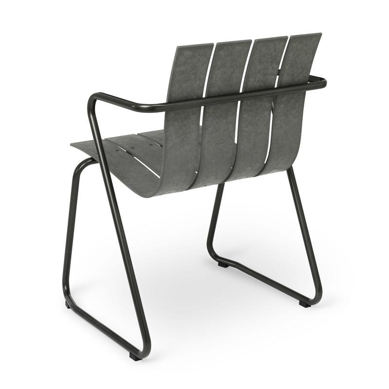 Mater Launches Ocean Collection of Chairs and Tables