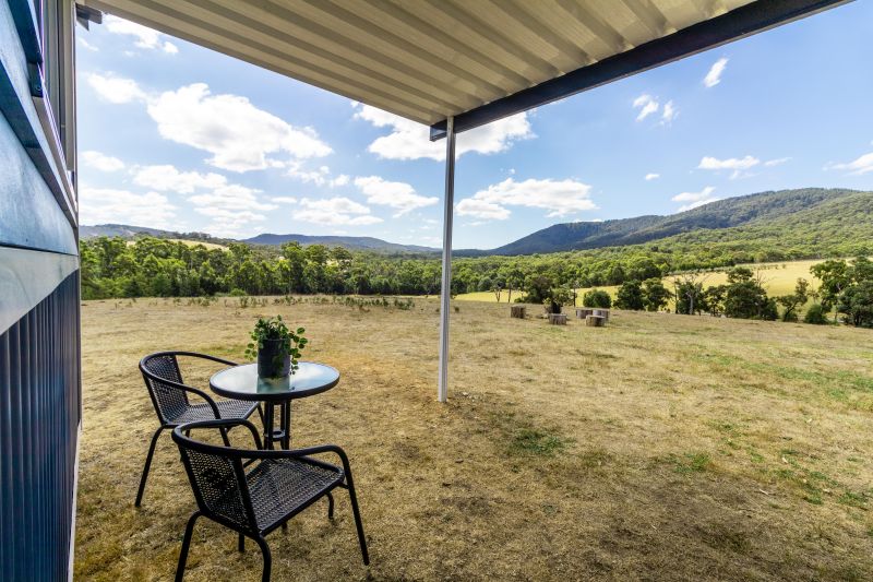 This Off-Grid Tiny House in Yarra Valley, Australia can be Rented for $125