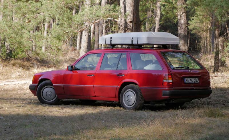 Panorama Rooftop Tent Fits Almost on Every Car