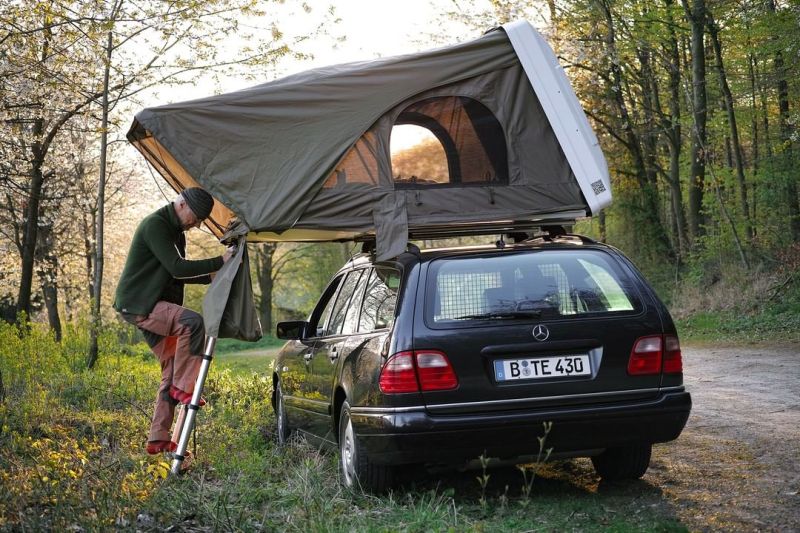 Panorama Rooftop Tent Fits Almost on Every Car