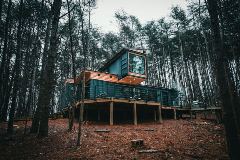 This Airbnb Vacation Rental in Ohio is Made of Three Shipping Containers