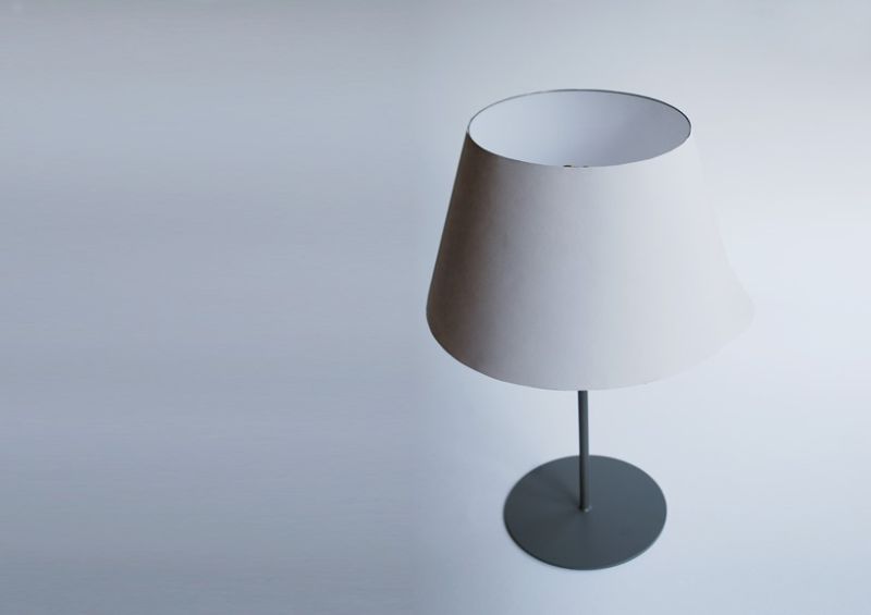 This Flying Drone Table Lamp Follows You to Illuminate Your Path 