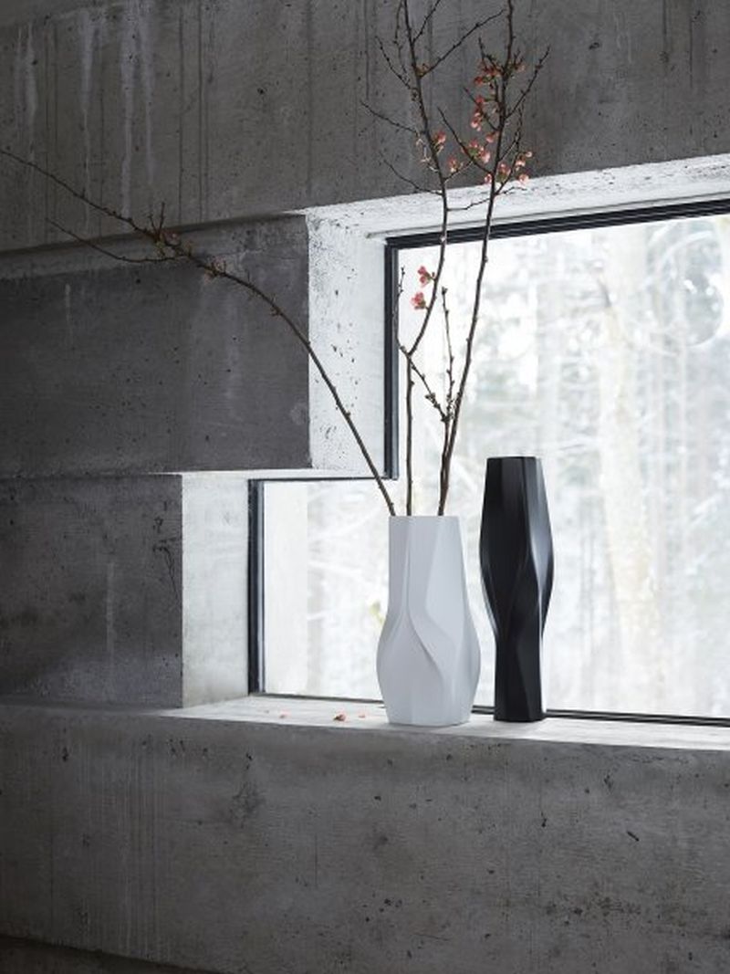 Weave vases by Zaha Hadid Design