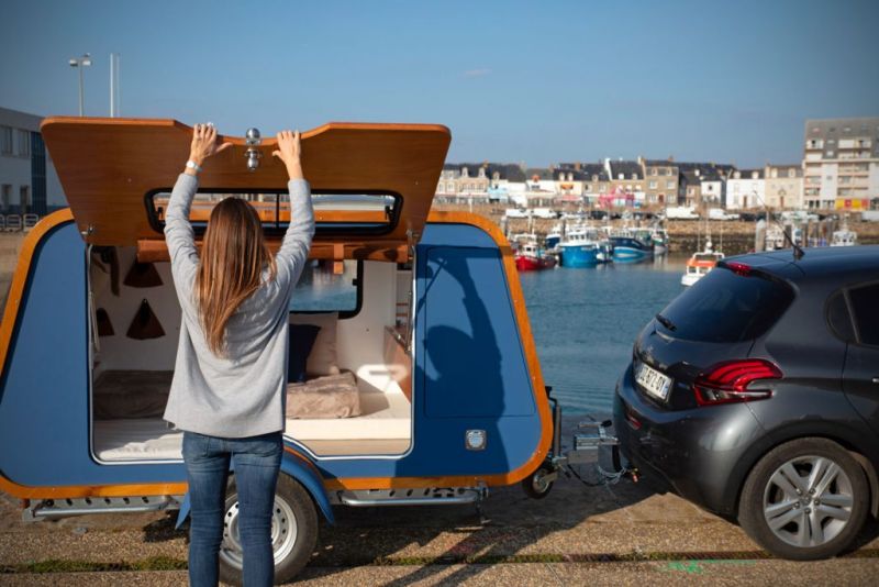 Carapate Teardrop Trailer Features Indoor/Outdoor Kitchen 