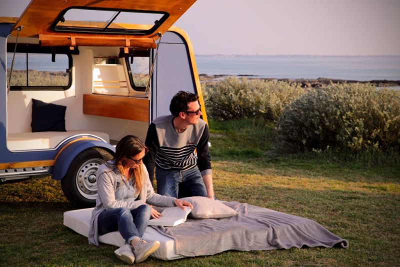 Carapate Teardrop Trailer Features Indoor/Outdoor Kitchen 