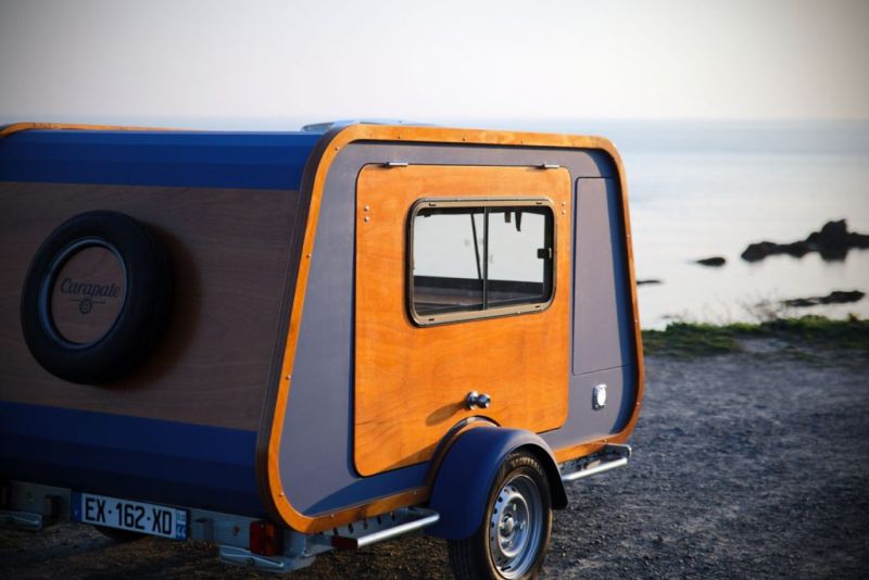 Carapate Teardrop Trailer Features Indoor/Outdoor Kitchen 