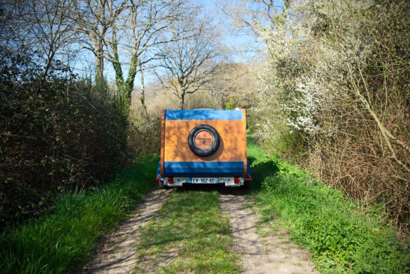 Carapate Teardrop Trailer Features Indoor/Outdoor Kitchen 