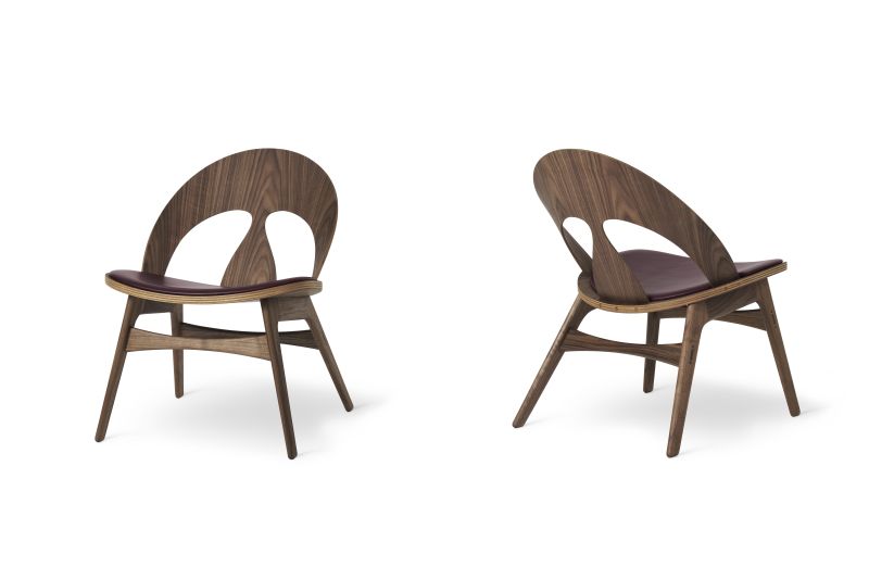 Carl Hansen & Søn Reproduces Iconic Contour Chair by Børge Mogensen 