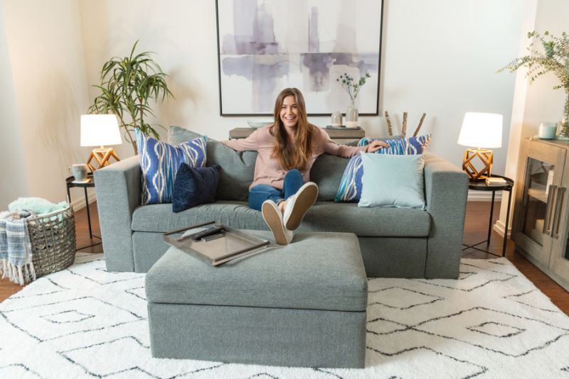 Elephant in a Box Foldable Sofa You can Assemble in Five Minutes