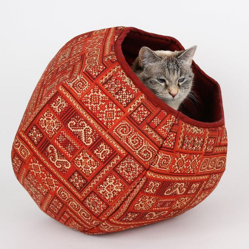 The Cat Ball fabric cat bed