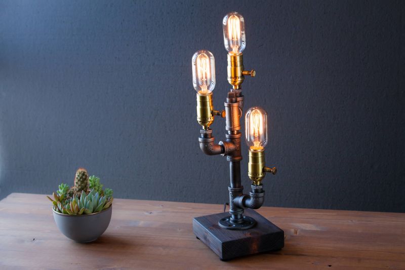 Steel Pipe Table Lamps can Add Steampunk Style into any Home 