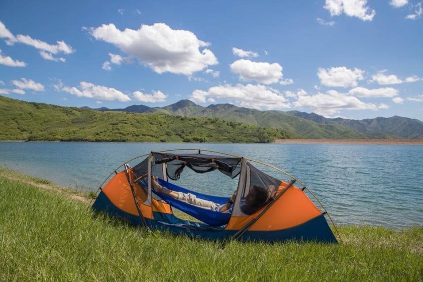 tammock-hammock-tent-by-Lit-Outdoors