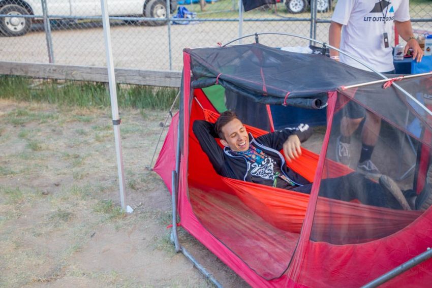 tammock-hammock-tent-by-Lit-Outdoors