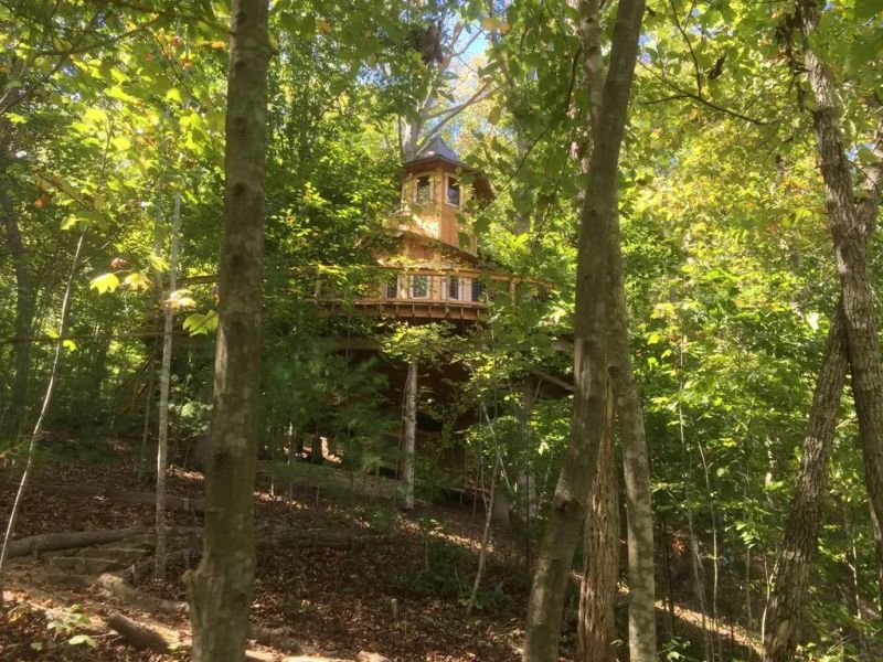 You can Book This Luxury Treehouse Rental in Ashville on Airbnb 