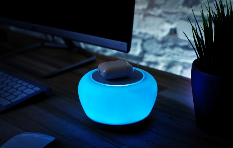 Woodie Smart Lamp and Wireless Charger