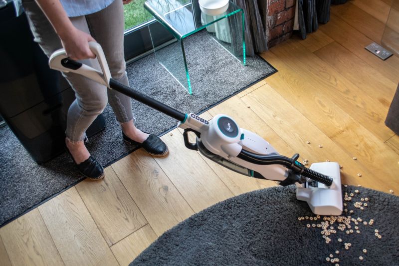 Lupe Pure Cordless Vacuum Cleaner 