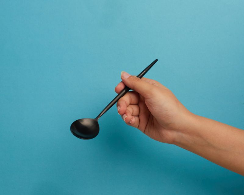 Outlery Cutlery and Chopsticks Fit into a Pocket-Sized Box