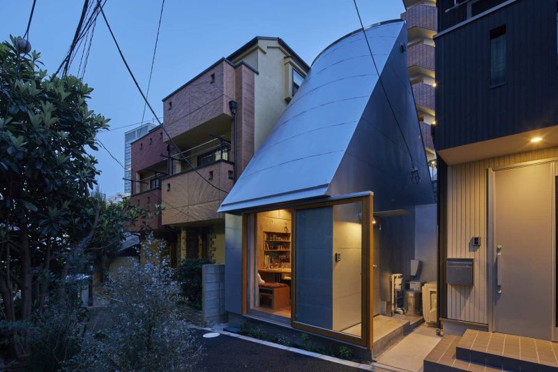 Takeshi Hosaka Builds New Love2 House in Tokyo 