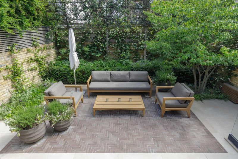 small garden furniture ideas 