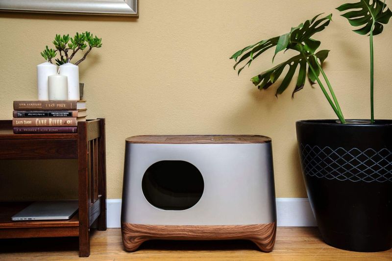 iKuddle Auto-Pack and Self-Cleaning Litter Box is A Must for Cat Owners