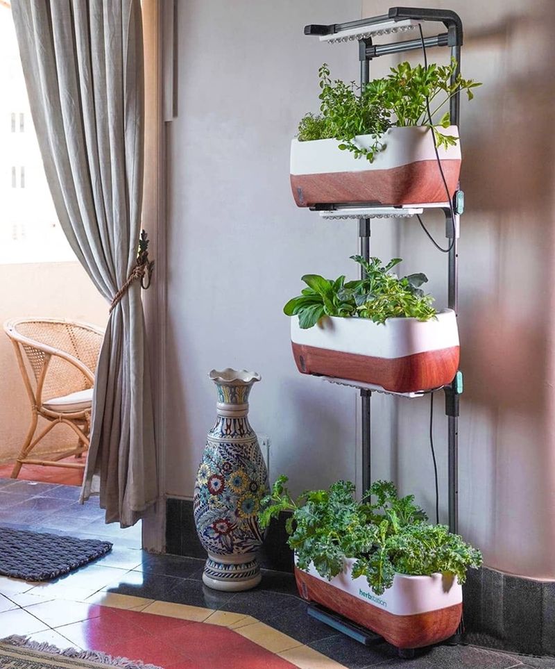 Altifarm Launches Herbstation Self-Watering Indoor Garden at Kickstarter 