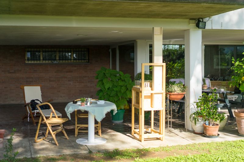 B-box Beehive by Beeing is Designed for Home Beekeeping