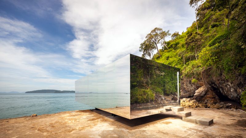 No Sunrise No Sunset Mirror-clad Pavilion by Kamin Lertchaiprasert and Walllasia 