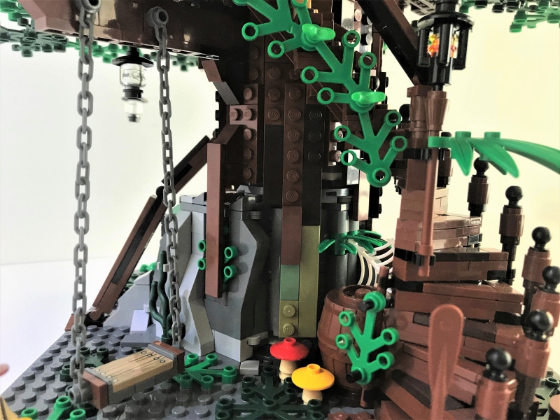 Official LEGO Ideas Treehouse Set