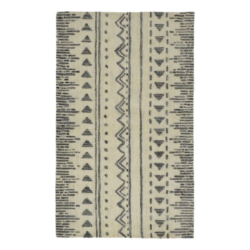 Sara Weaver Introduces Eco-Friendly Rug Brand LOOMY