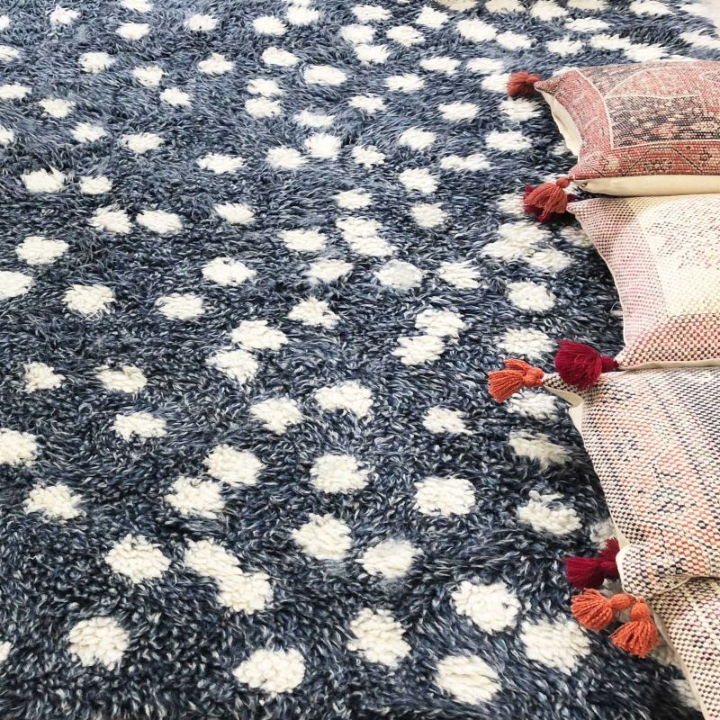 Sara Weaver Introduces Eco-Friendly Rug Brand LOOMY