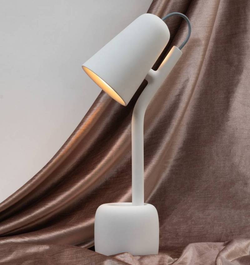 Suyo Table Lamp