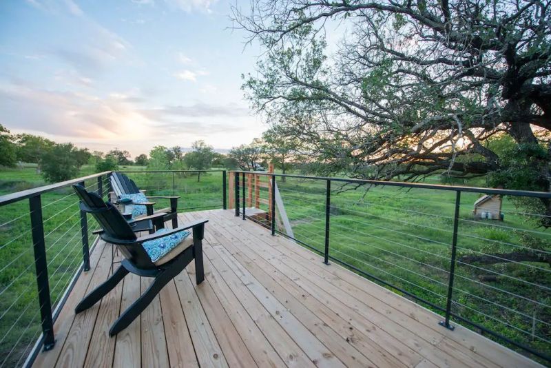 This Stunning Shipping Container Home in Waco, Texas can be Rented at Airbnb