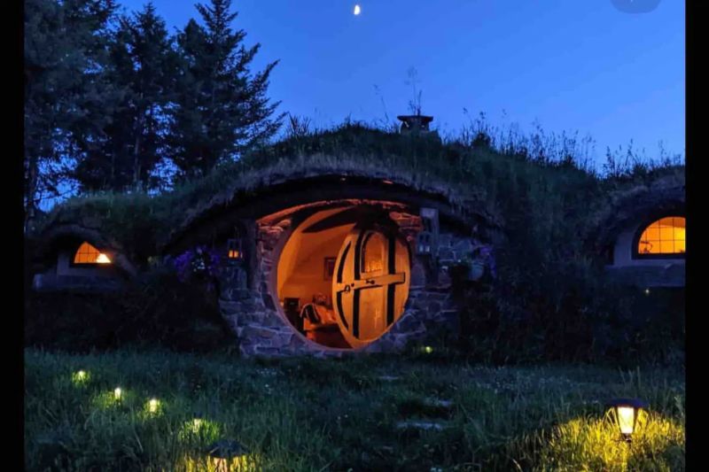 This Hobbit House Rental in British Columbia 