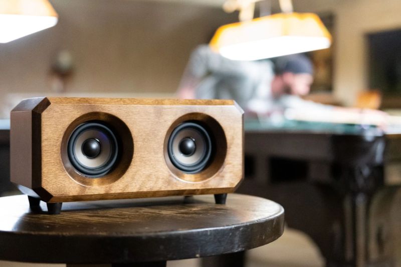 Riverwood Acoustics’ Hudson Bluetooth Speaker is Made from 300-Year-Old Wood 