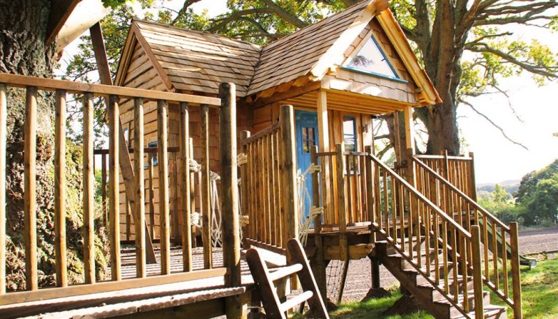 This Treehouse for Kids in Perthshire, UK Features a Slide, Climbing Wall and More 