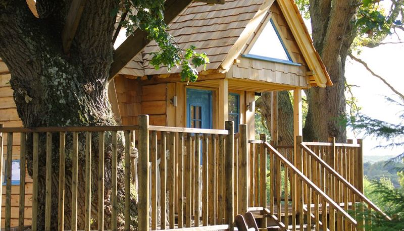 This Treehouse for Kids in Perthshire, UK Features a Slide, Climbing Wall and More 