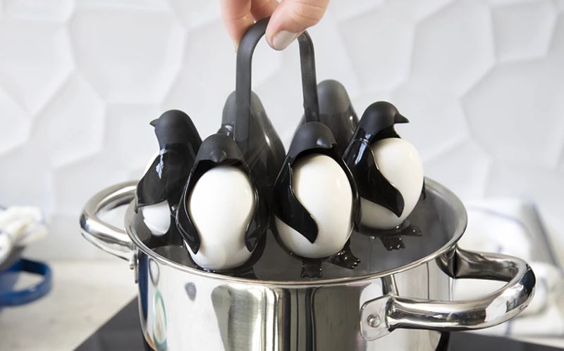 Egguins – An Egg Cooker Inside the Belly of Adorable Penguins
