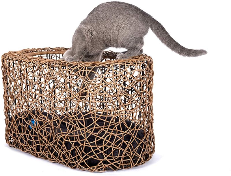 D+ Garden’s Wicker Cat House is All About Comfort and Class 