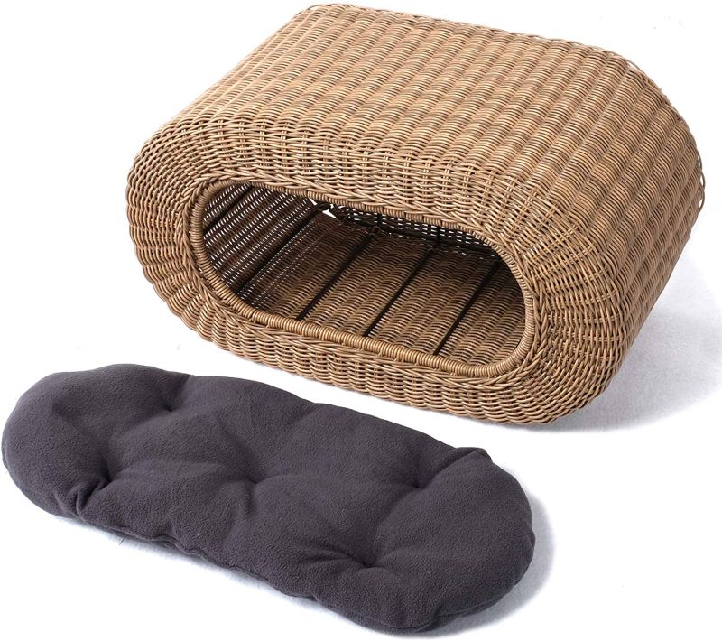 D+ Garden’s Wicker Cat House is All About Comfort and Class 