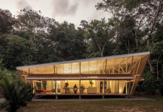 No Footprint House by Oliver Schütte Features Adjustable Facade