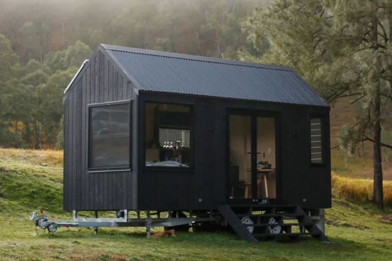 Off-grid Barrington Tops Cabin Provides Secluded Retreat in Pacifying Wilds