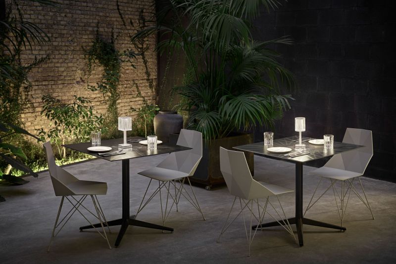 VONDOM’s Gatsby Collection Reflects Symmetrical Patterns of Light