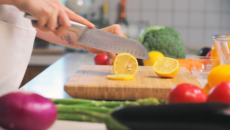 World’s First Smart Cutting Board ChopBox is a Five-in-one Gadget