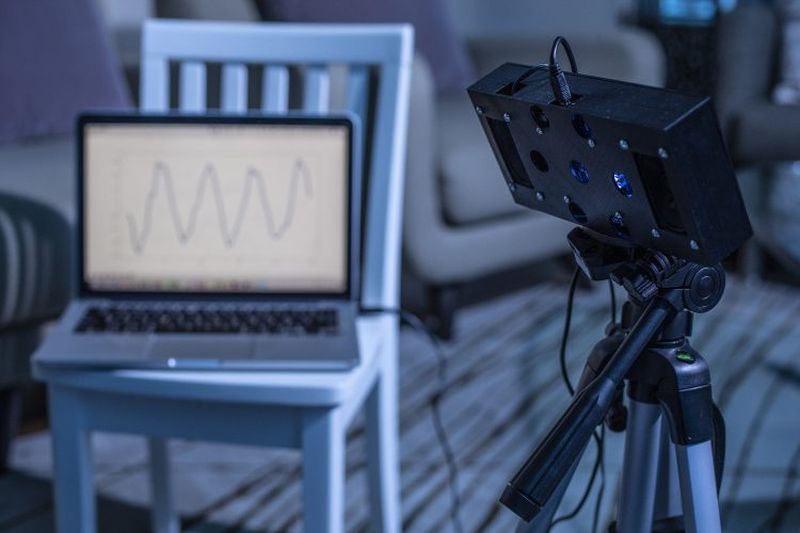 BreathJunior Smart Speaker System Uses White Noise to Monitor Infant’s Breathing
