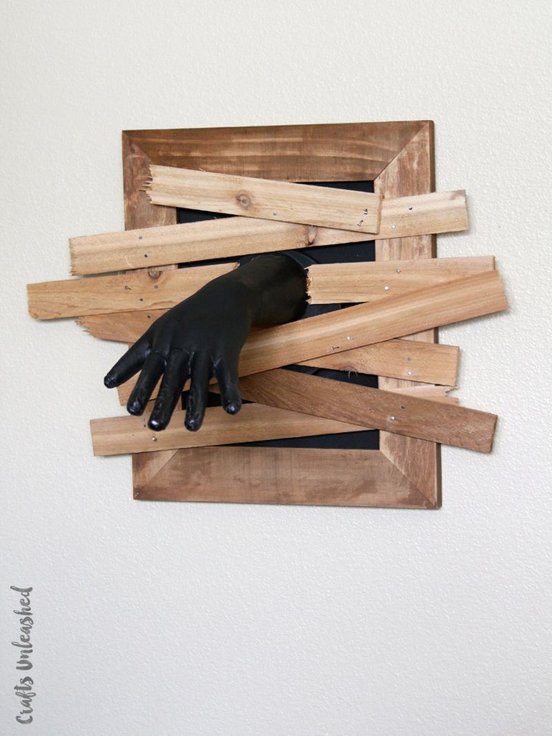 Easy DIY Zombie Hand Decoration for Halloween